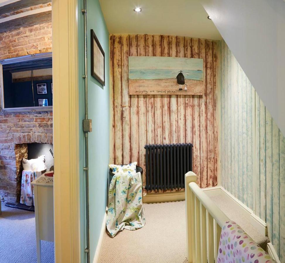 Boutique Fisherman's Grade II Listed Cottage Scarborough Extérieur photo